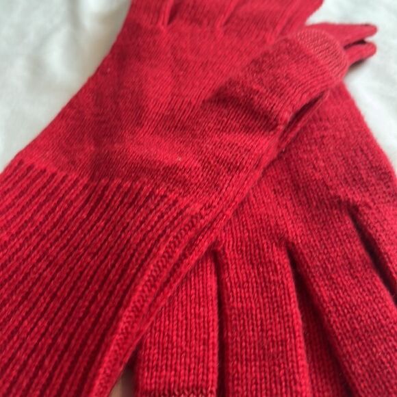 Nordstrom Cashmere Gloves, One Size -Red - Picture 5 of 5